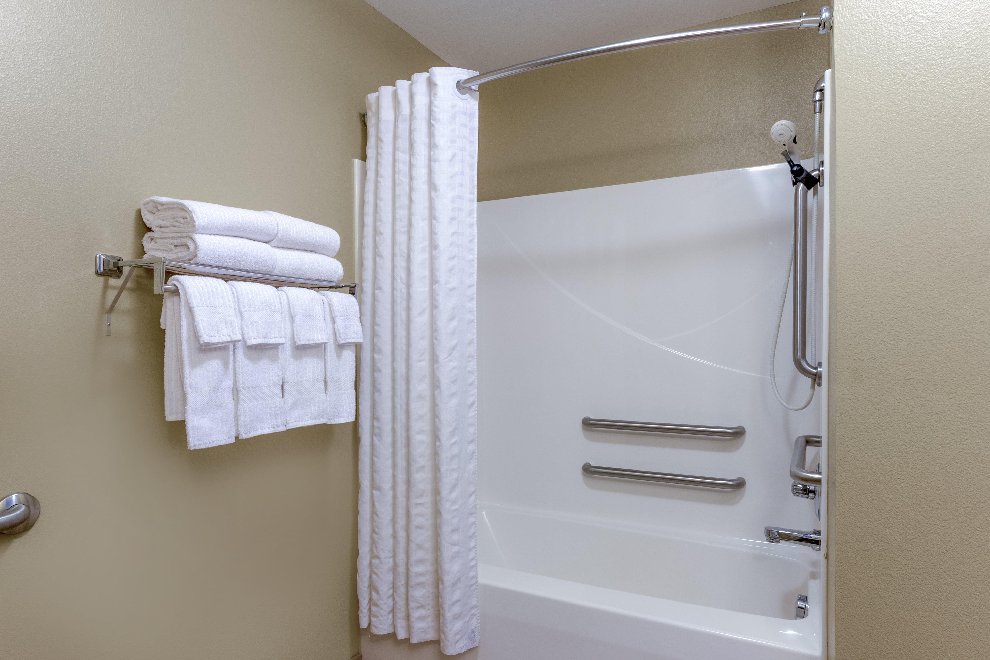 Candlewood Suites Minot By Ihg Buitenkant foto