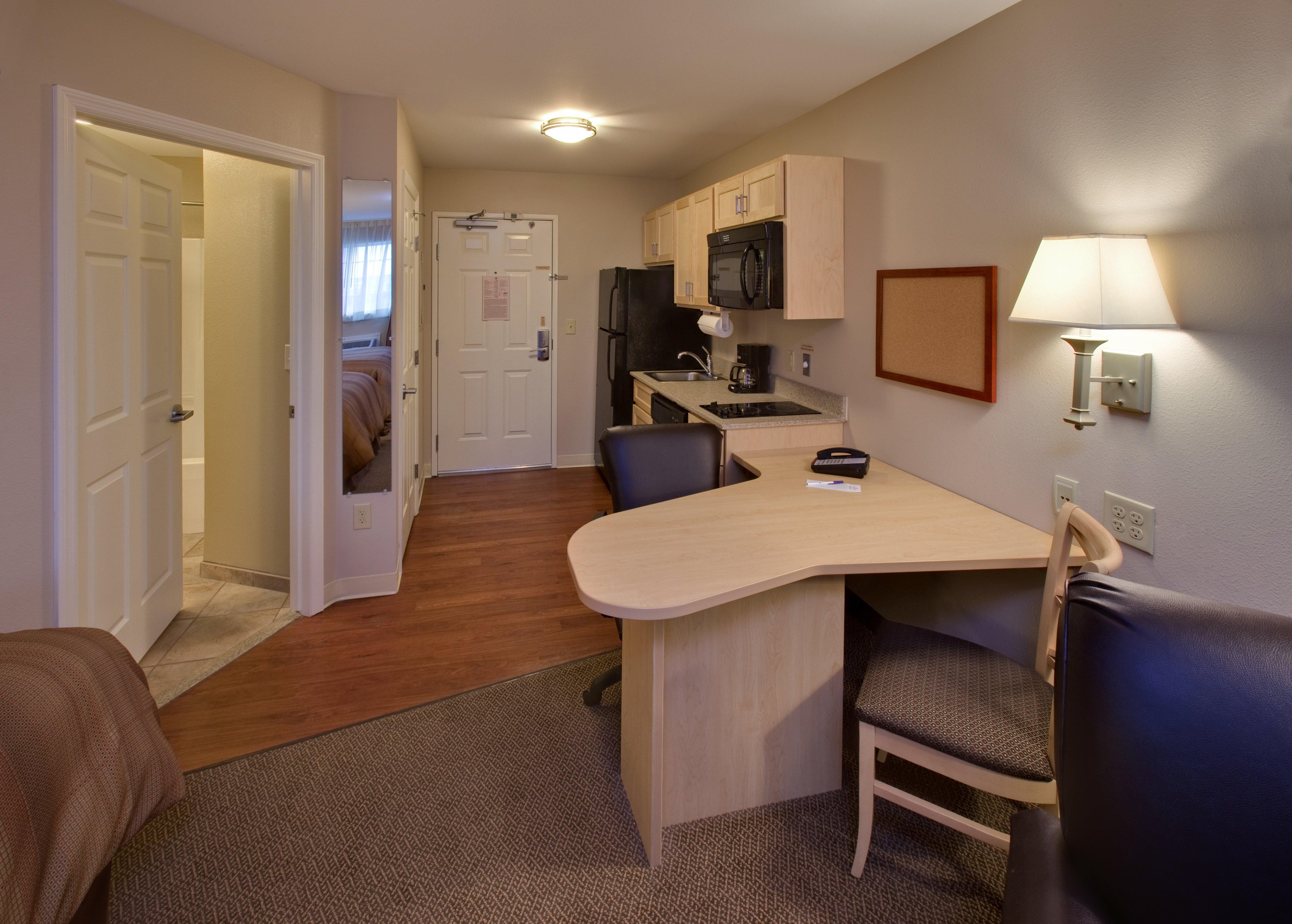Candlewood Suites Minot By Ihg Kamer foto