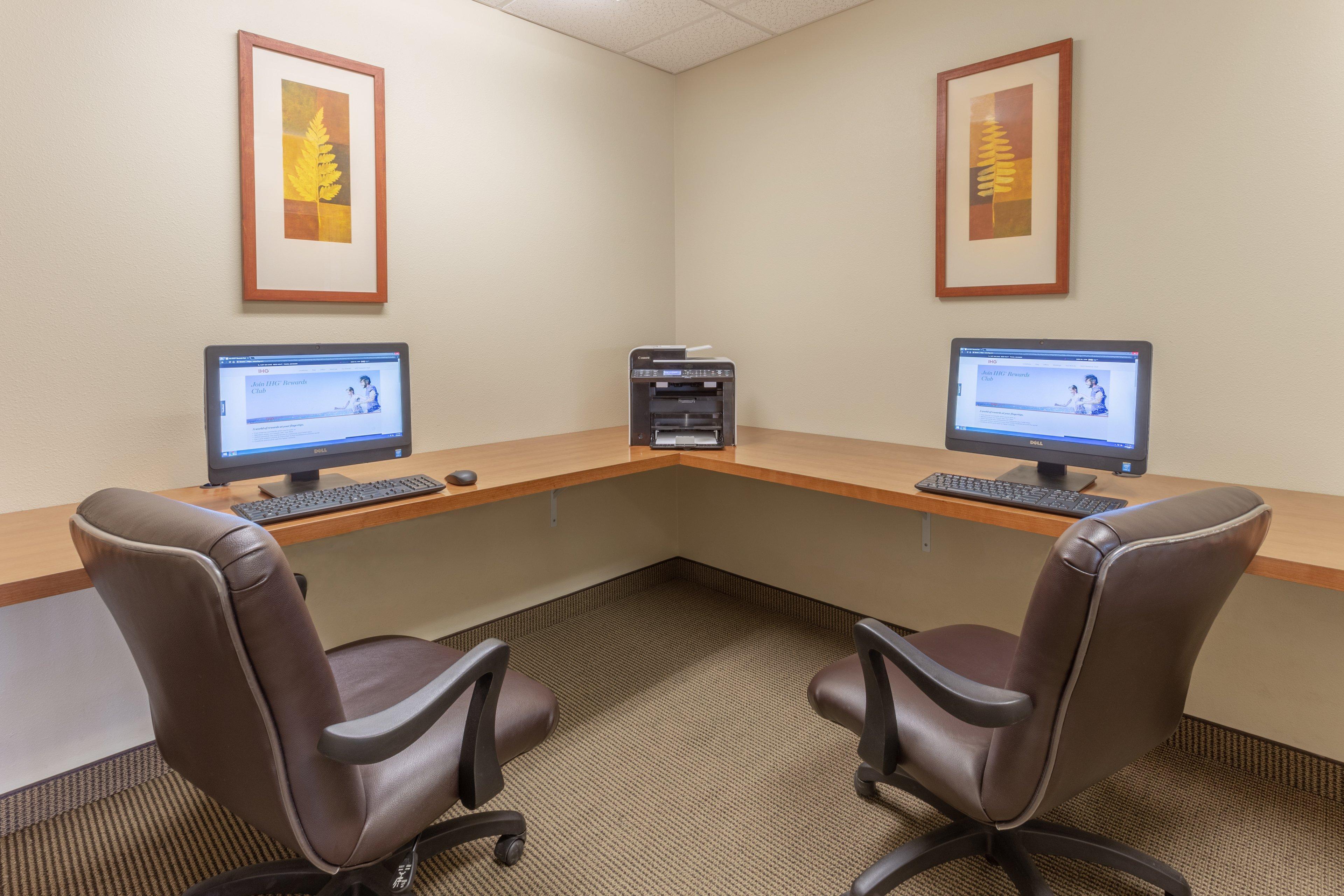 Candlewood Suites Minot By Ihg Buitenkant foto
