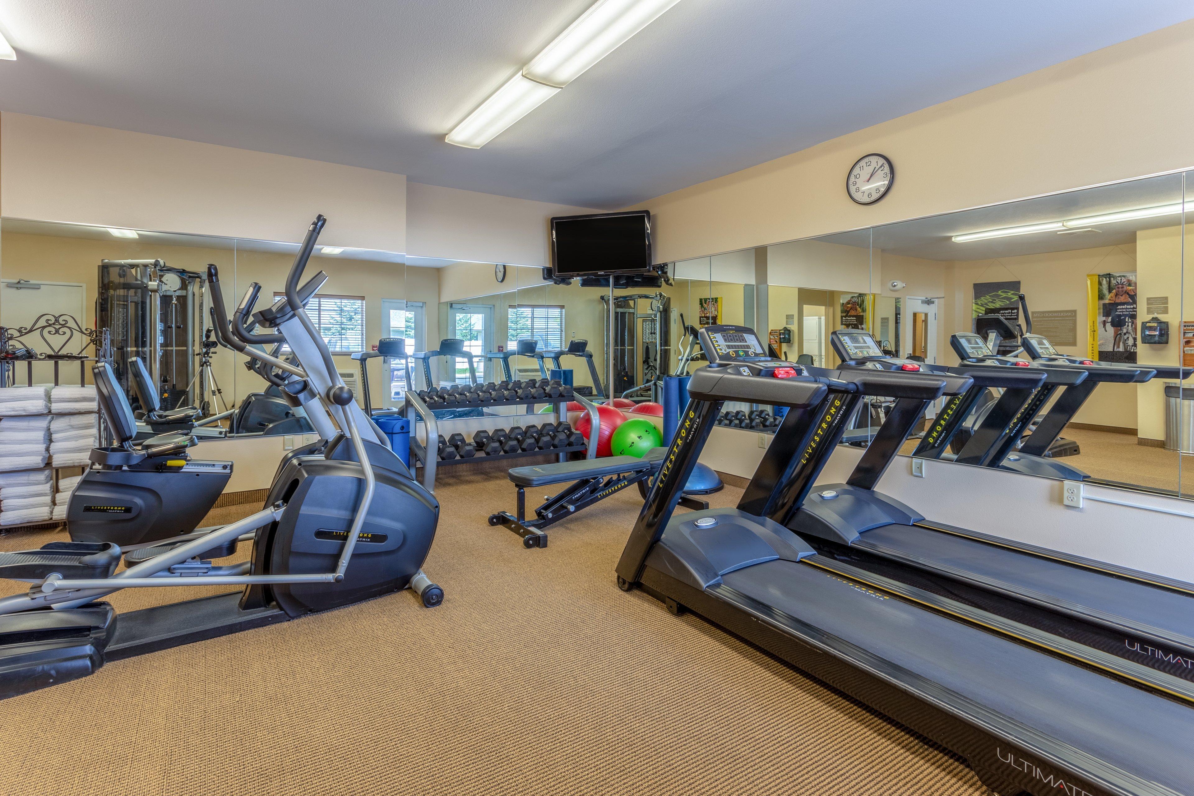 Candlewood Suites Minot By Ihg Buitenkant foto